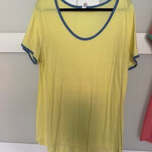 LuLaRoe Classic T XL Yellow Blue Contrast Trim Short Sleeve Scoop Neck Top